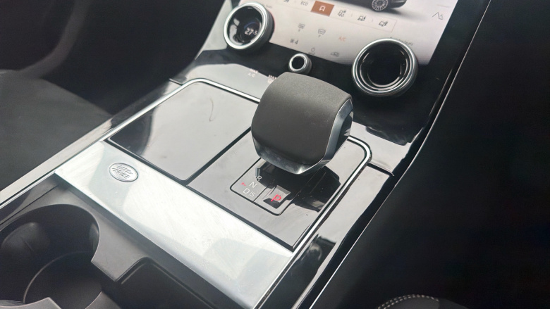 Land Rover Range Rover Velar 2.0 P250 R-Dynamic 5dr Auto Petrol Estate